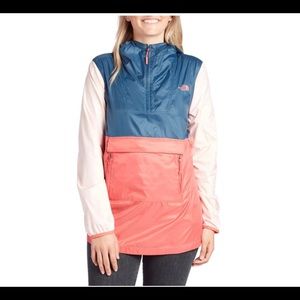 North face Women’s Fanorak (packable anorak/windbreaker) Medium